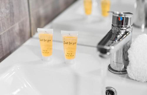 Stylish Apartment - City Centre - Balcony - Parking - Smart TV - Fast Wi-Fi 606D - Foto 33