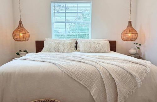 poolside villa with hot tub near Rodeo and World Cup - Foto 6