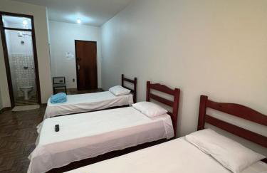 Apartamento 114 - Suíte em região central com ventilador - Foto 2