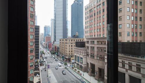 Gorgeous Midtown W 1BR w Gym nr Times Sq NYC-651 - Foto 4, Other