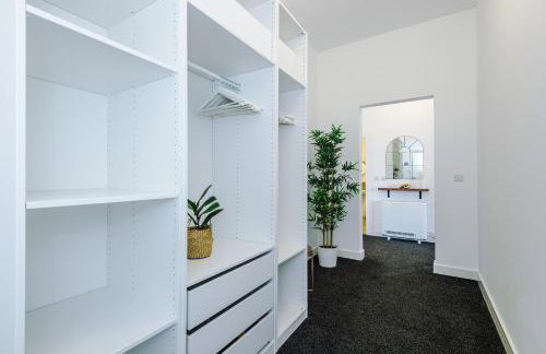 Large Home Salford -Free Parking - Foto 25