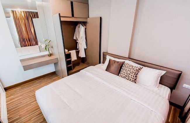 The Violin Sriracha - Photo 5