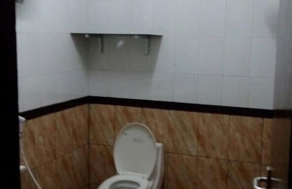 Aston Hotel Suites - Foto 15