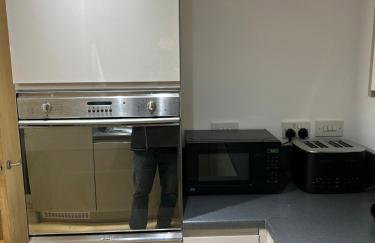 4 Beds 2 Bath Lift Refurbished MONTHLY DISCOUNTS - Foto 7