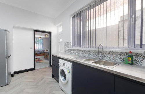 New 4BR in Station Road - Foto 2