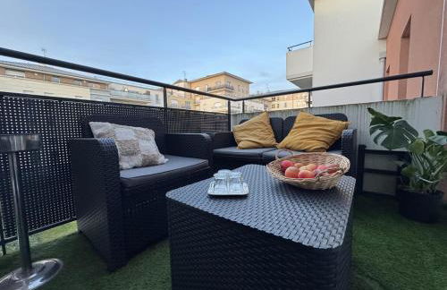 Modern and cozy Stay I Terrace and Parking I 10 min by car Orly airport I Quick access to Paris - Foto 8