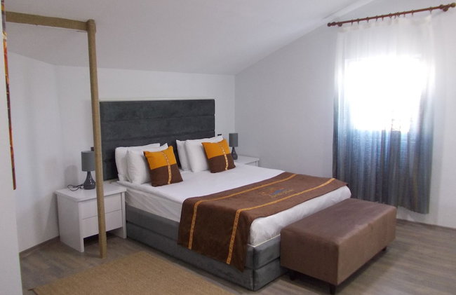 Sorta Hotel - Photo 20