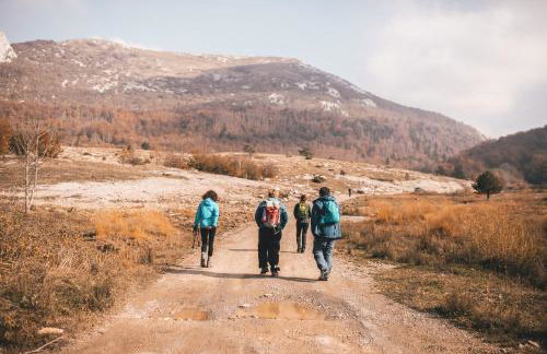 Modern Alpine Monsalbius Chalet - Foto 52