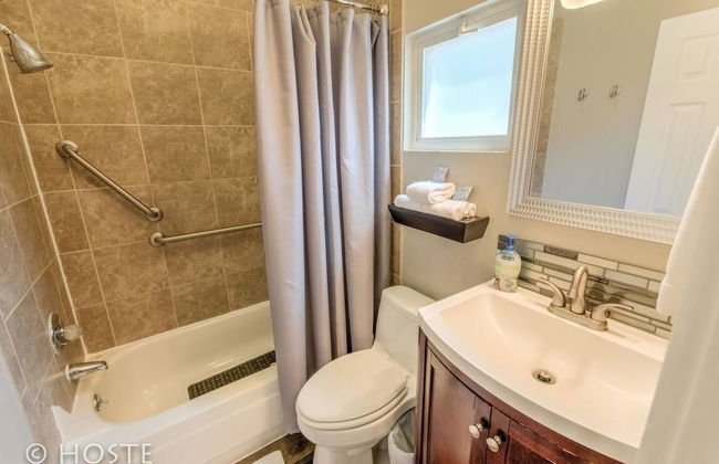 2BR Downtown Adventure Pikes Peak Views AC! - Foto 18