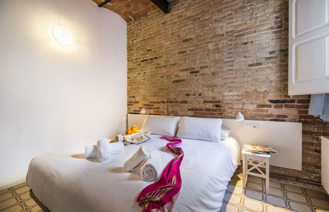 Happy People Gaudi Sant Pau - Foto 30