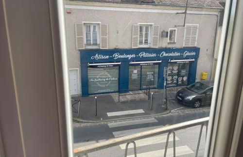 Fil de l'eau Grand T2 rénové - Commerces à pied - Foto 7