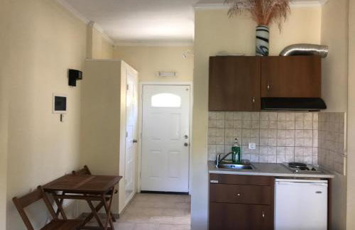 Raxes Kastanies Despina Studios # 4 - Foto 3