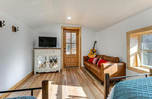 Remote Home with Deck and Grill in Scenic Tuckasegee! - Foto 30