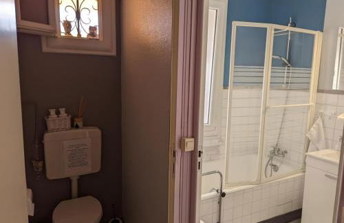 Charmant appartement avec terrasse et jardin, idéal pour 4 personnes, à Barbezieux - FR-1-653-196 - Foto 23