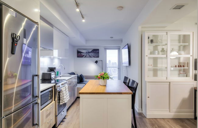 Panorama Suites Downtown Toronto - Photo 77