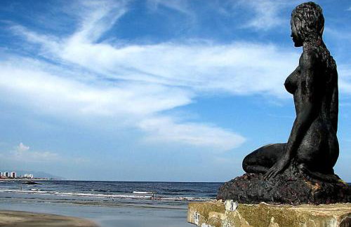 Apartamento na Praia dos Sonhos Perto do Mar em Itanhaém - Foto 35