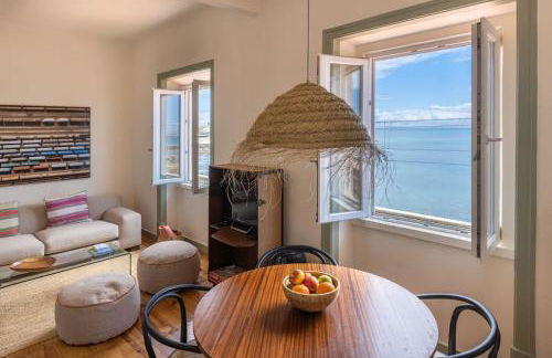 Monte Estoril Train Station - Seaside Apartment - Photo 3