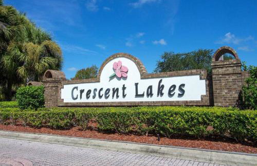 Family Vacation Home in Quiet Community with Private Pool and Spa - Foto 25