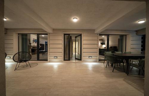 Seafront Villa Serenita - Photo 49