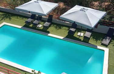 Melia Luxury Suite with pool - Photo 1