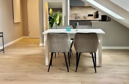 Luxuswohnung, Airport-Messe fußläufig erreichbar 1 - Foto 24