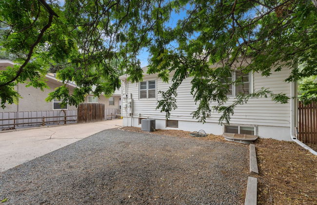 Charming Bungalow Next to CSU - Free Cruiser Bikes - Foto 22