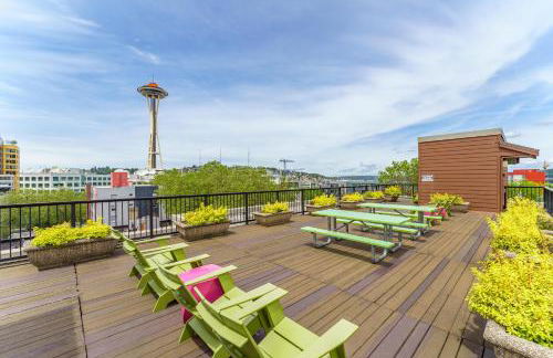 SpaceNeedleNest, Retro Chic, Free Parking-Rooftop - Foto 1