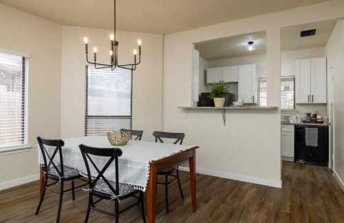 Spacious Duplex Near World Cup & DFW Airport - Foto 30