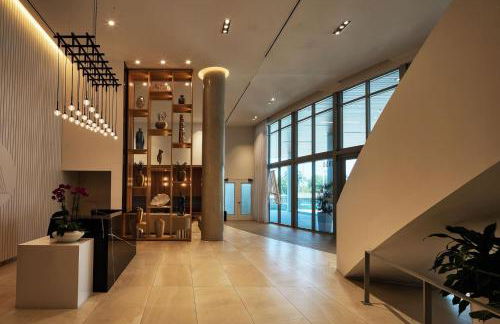 Landing Incredible 2BD Pool - Photo 21