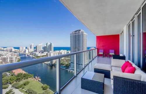 Stunning Penthouse Suite Waterfront 2BD 2BA - Foto 2