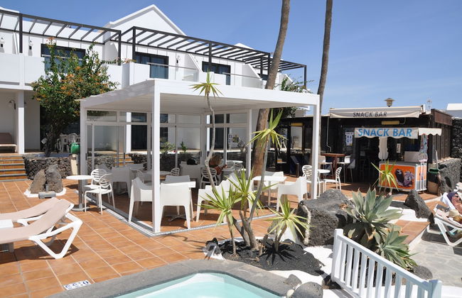 Apartamentos Los Tulipanes - Photo 60