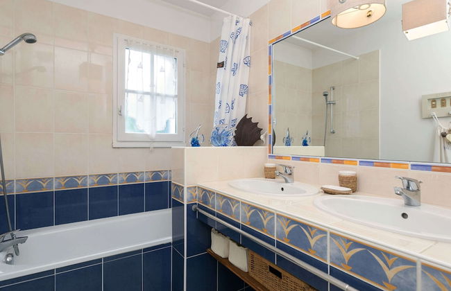 Luxurious Villa With a Dishwasher, Only 3.5km From the Beach - Photo 28