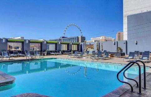 Condo at Platinum Hotel Strip View - Foto 13