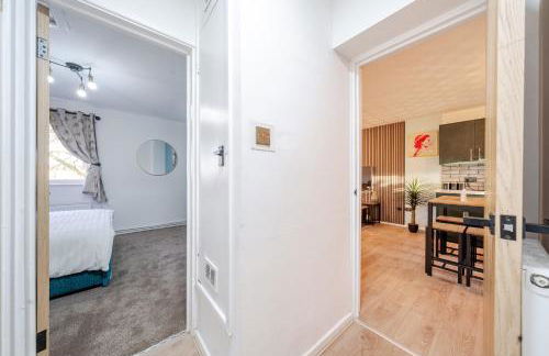 Stylish urban escape with free parking in Manchester - Foto 11