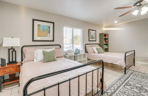 8 Mi to State Farm Stadium Glendale Home with Grill - Foto 15