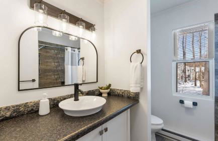 Birchwood by Avantstay Game Room + Lake Access - Foto 60