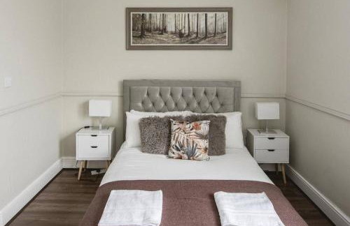 Elegant 5 bed house with parking- Photo ID Required - Foto 25