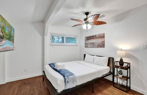 Tropical Oasis 2BR w Pool - Foto 9