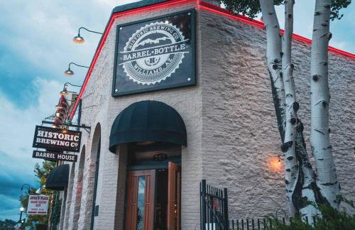 Walk to GC Train Depot and Route 66, king beds, game room, BBQ, firepit - Photo 43