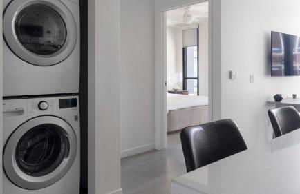 Spacious Resort style 2Bedroom 2Bath Oasis Pool Gym Desert Ridge - Foto 13