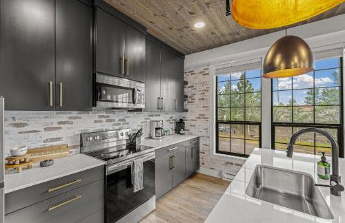 The Loft- Steps from the Lake & Dining- This newly renovated 2 bedroom loft in the heart of McCall - Foto 6