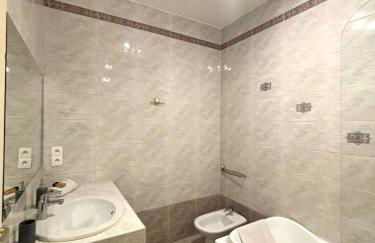 NICE, Exceptional Sea View, Top Floor, Parking - Photo 4