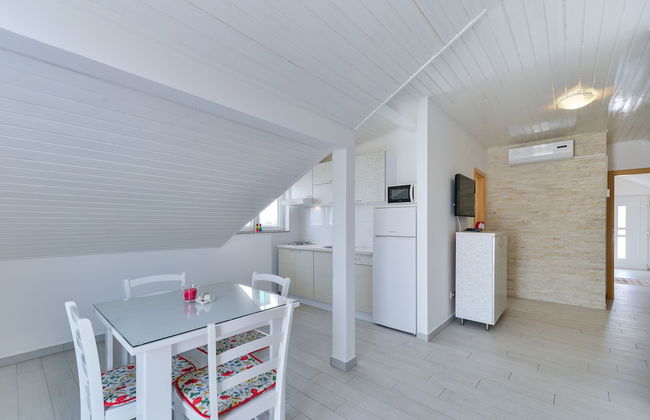 Apartments Liovic - Photo 9