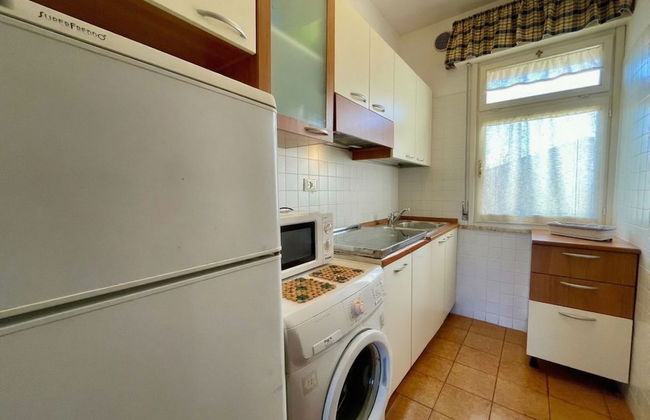 Cozy Flat in a Villa With Terrace - Photo 13