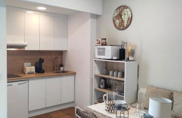 Bright & Cozy studio in the center of Puerto Banus, pool and terrace. - Foto 13