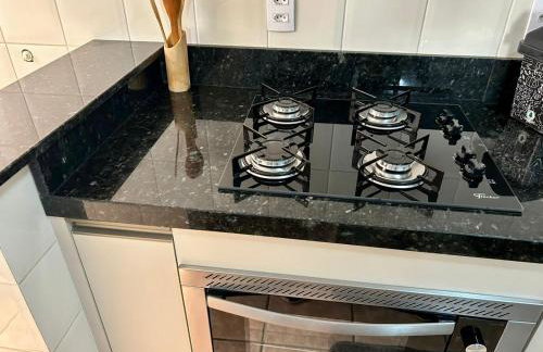 Bombas/ Bombinhas, a 50m do Mar, Apartamento 2 quartos, com churrasqueira na sacada, Ar e Wi-fi - Foto 27