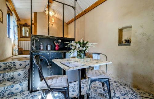 Cabane de Vigne en Auvergne pour Escapade Romantique - FR-1-582-74 - Foto 11