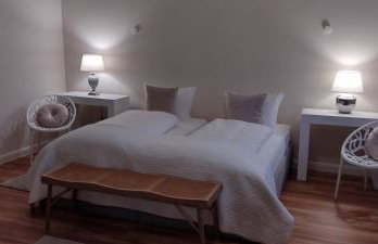 BALTHAZAR IPHOFEN, ohne Frühstück, nähe MARKTPLATZ, KNAUF GIPS KG und ConneKT, Weingut Wirsching, TV mirroring 55" Zoll, Wifi, mit Garten & Terrassen - Foto 23