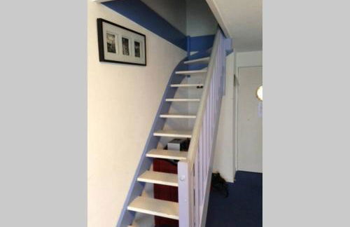 VILLA CATHY DUPLEX PLEIN SUD VUE PORT avec PISCINE INTERIEURE CHAUFFÉE - Foto 18