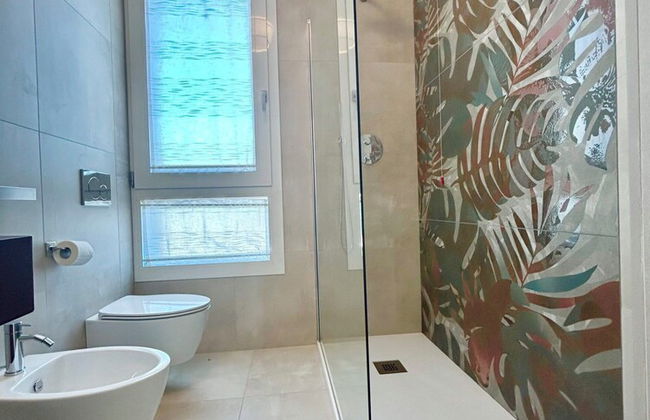 Golden Hour Retreat Lagoon View Villa With Pool - Photo 15